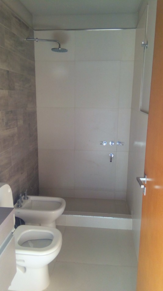 DEPARTAMENTO de 2 DORMITORIOS en BARRIO NORTE