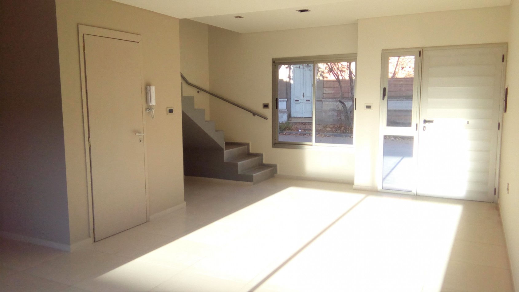 DUPLEX de 2 DORMITORIOS en BARRIO NORTE